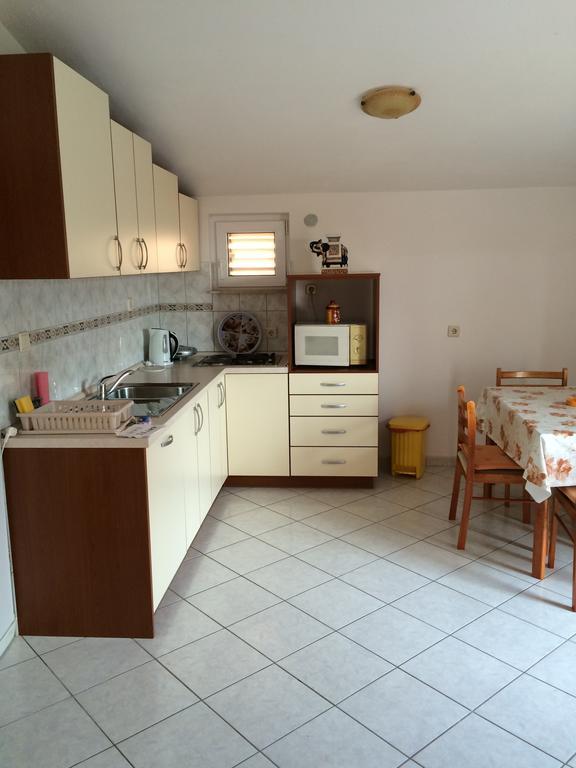 Apartment House Aria Baška Voda Habitación foto